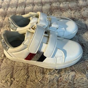 Dream Pairs Stylish Kids' White Sneakers with Glitter Stripes size 12